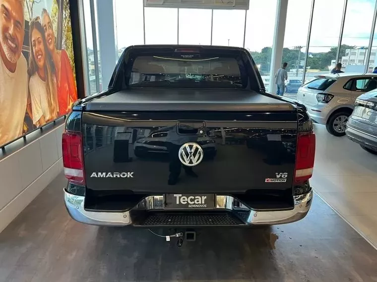 Volkswagen Amarok Preto 2