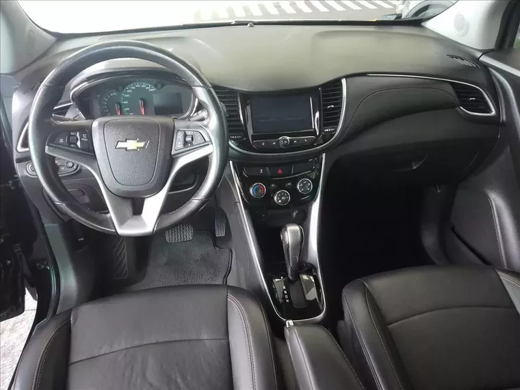 Chevrolet Tracker Preto 3