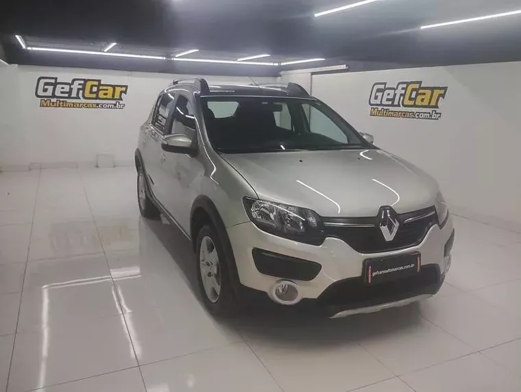 Renault Sandero Prata 3