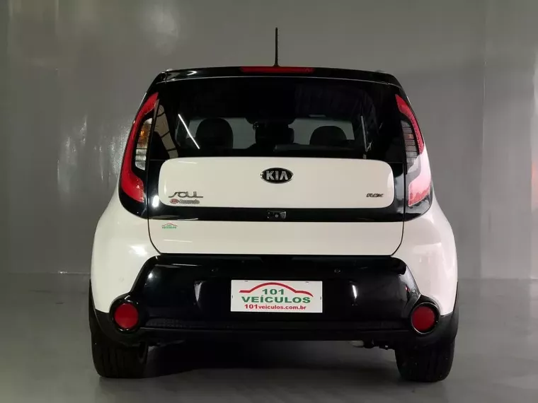 KIA Soul Branco 18