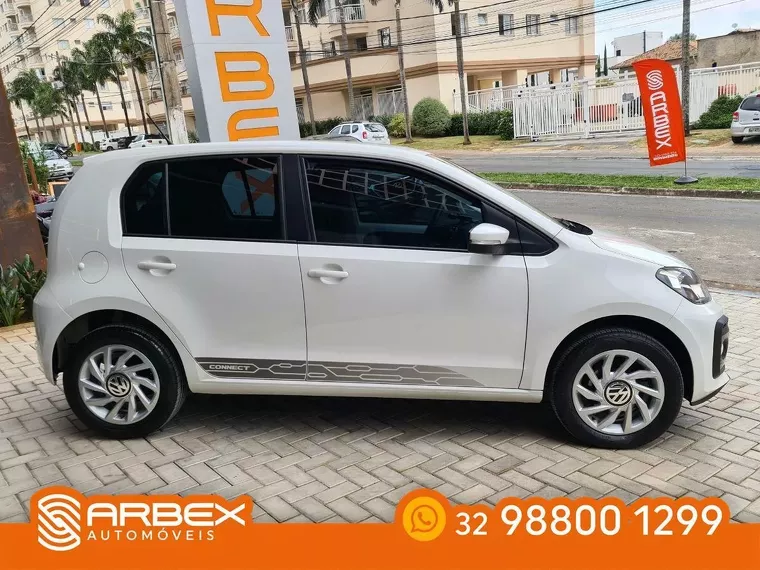 Volkswagen UP Branco 9