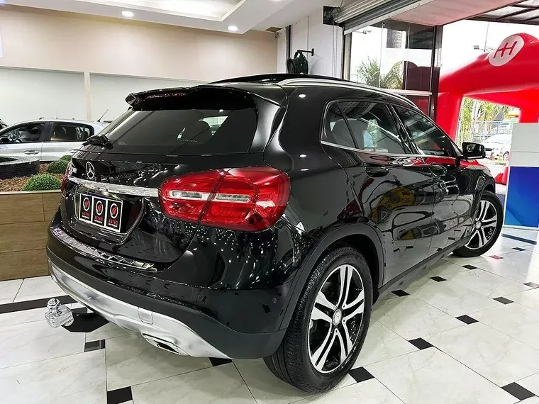 Mercedes-benz GLA 200 Preto 14