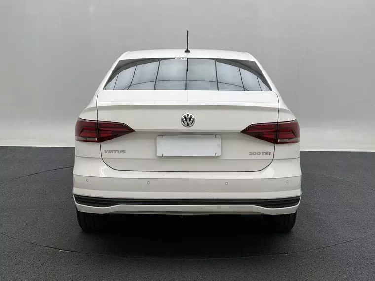 Volkswagen Virtus Branco 16