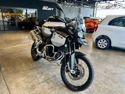 BMW F 900
