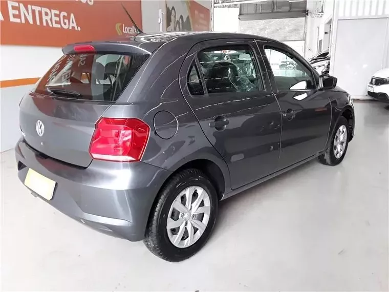 Volkswagen Gol Cinza 9