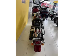 Harley-Davidson Deluxe