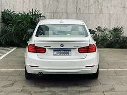 BMW 320i