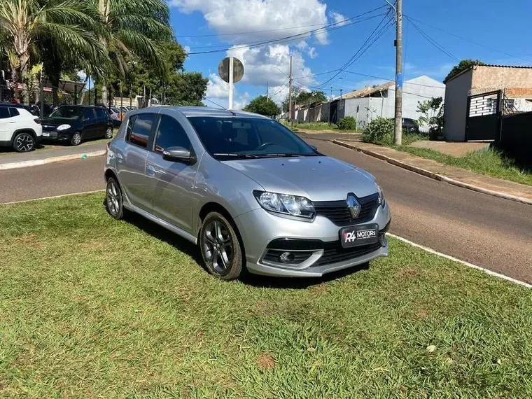 Renault Sandero Prata 1