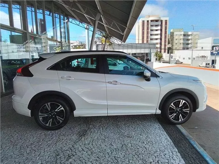 Mitsubishi Eclipse Cross Branco 6