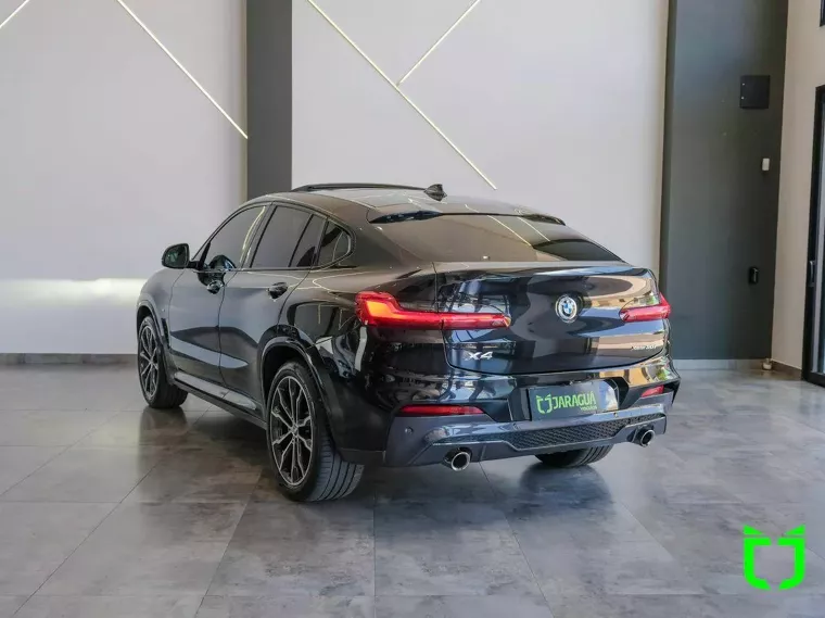 BMW X4 Preto 9