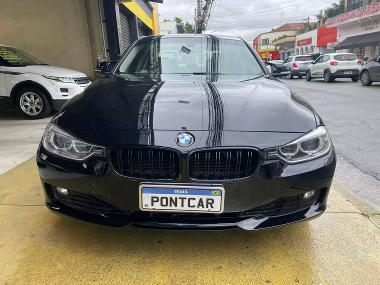 BMW 320i Preto 7