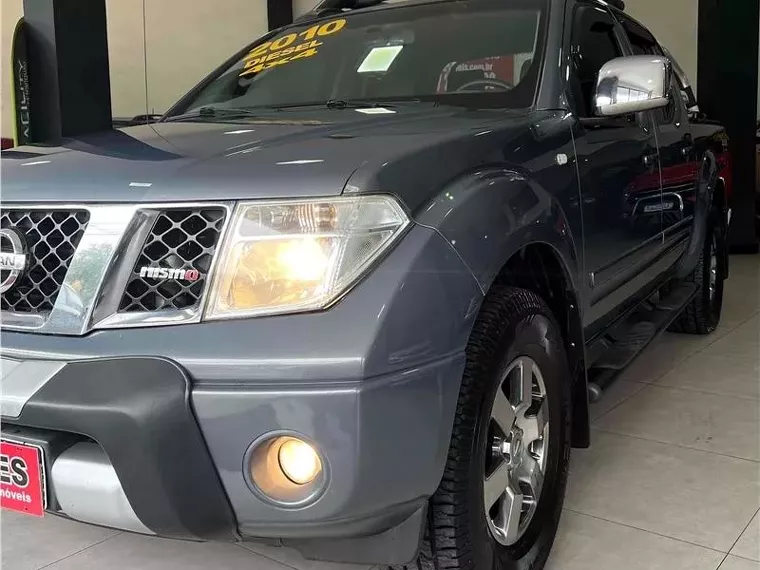 Nissan Frontier Cinza 3