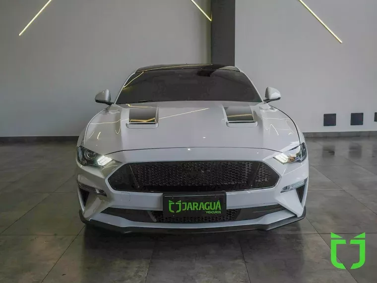 Ford Mustang Branco 1