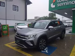 Volkswagen Taos