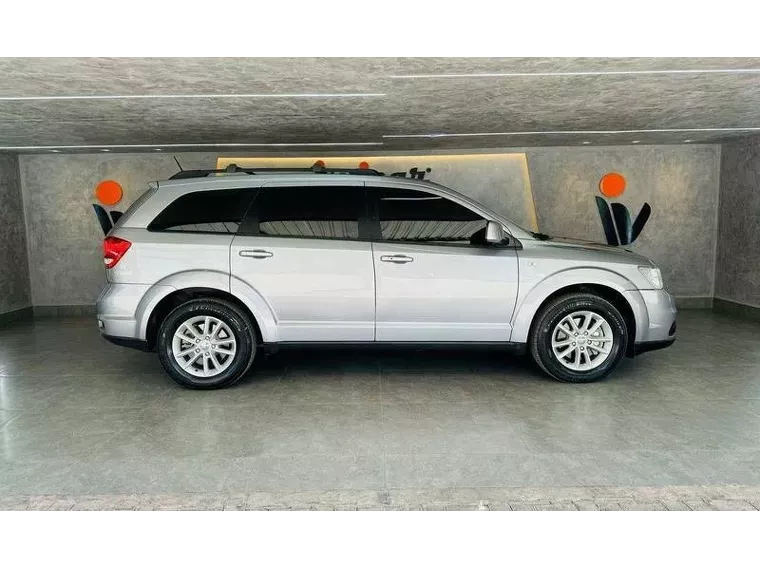 Dodge Journey Prata 11