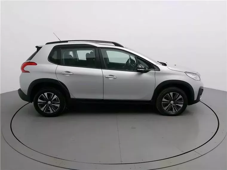 Peugeot 2008 Cinza 18