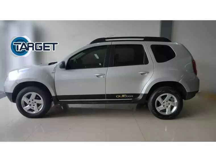 Renault Duster Prata 3