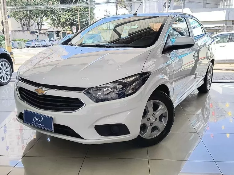 Chevrolet Prisma Branco 3