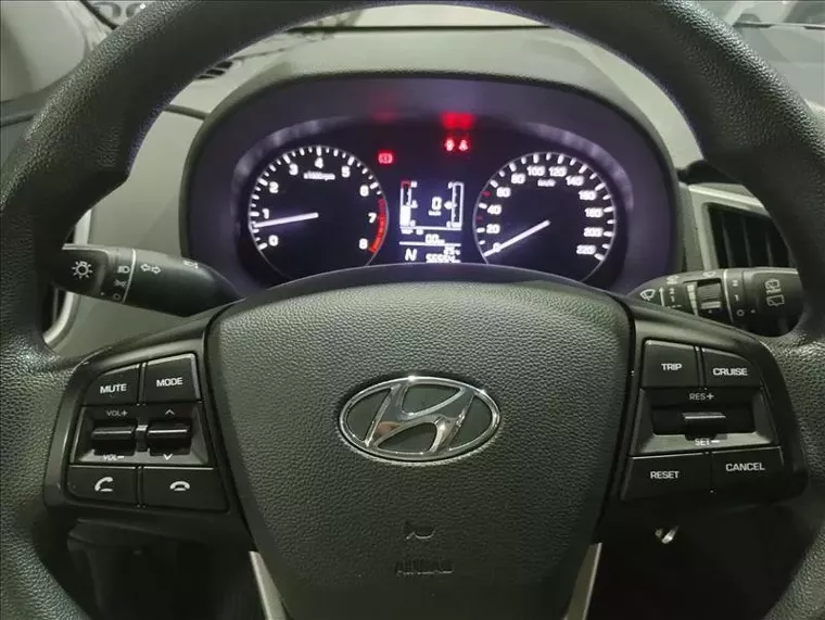 Hyundai Creta Preto 15