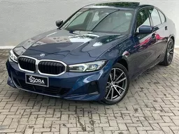 320i