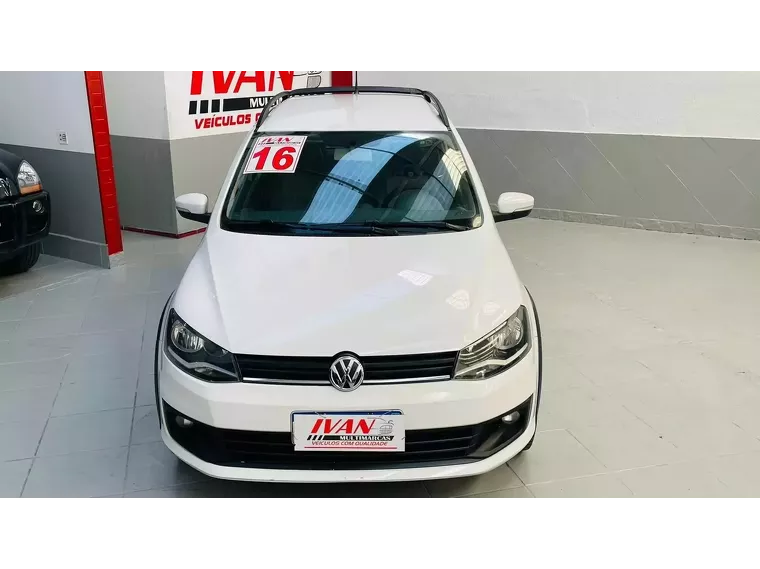 Volkswagen Saveiro Branco 3