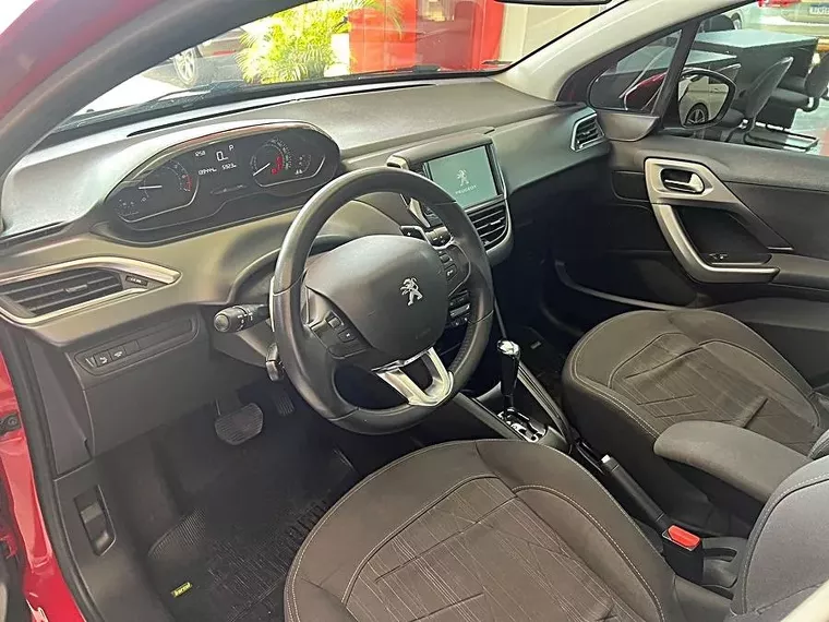 Peugeot 208 Vermelho 8