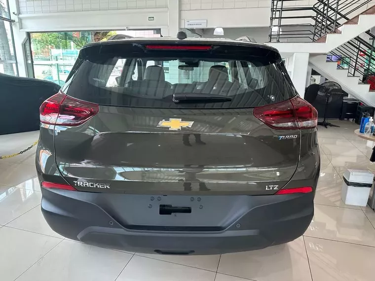 Chevrolet Tracker Verde 10