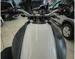 Honda XL 700V