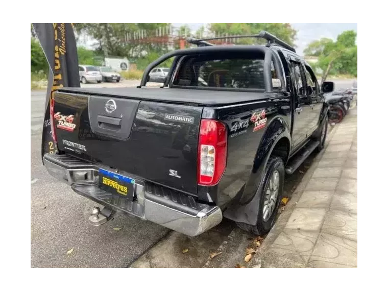 Nissan Frontier Preto 4