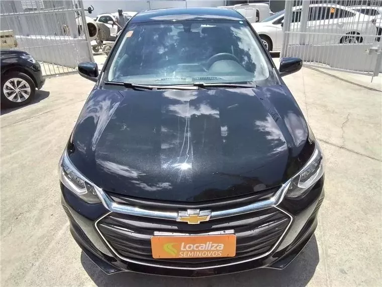 Chevrolet Onix Preto 5