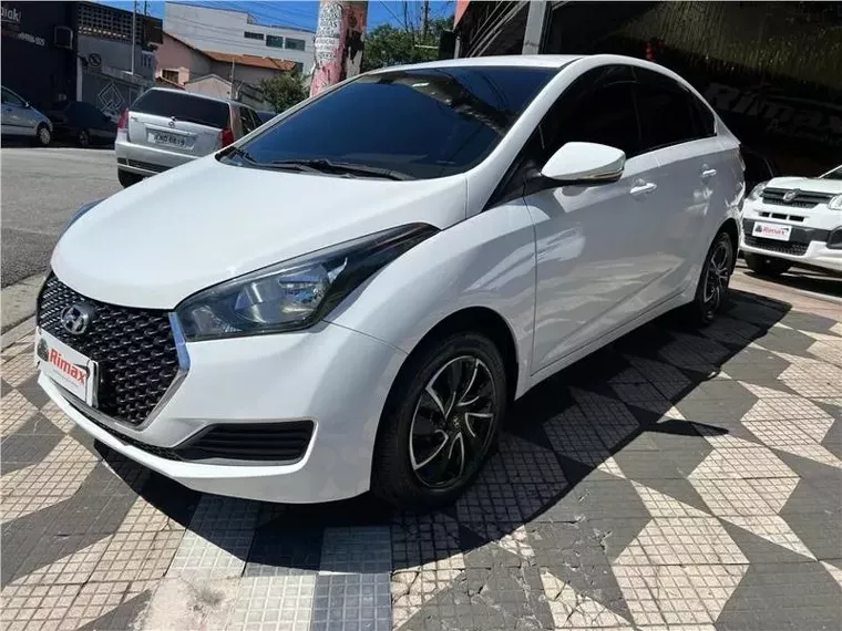 Hyundai HB20S Branco 4