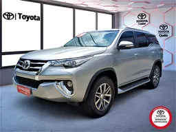 Toyota Hilux SW4