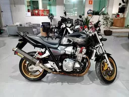 CB 1300