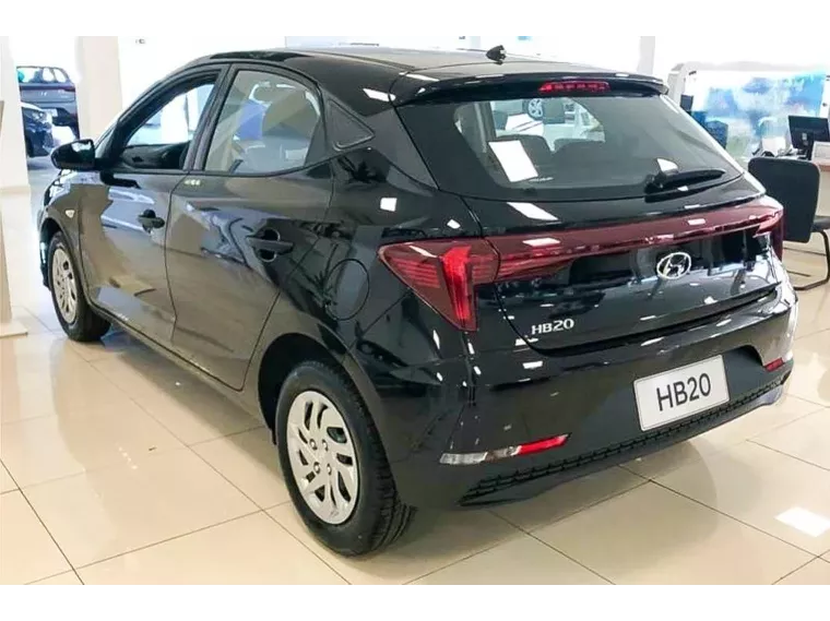 Hyundai HB20 Preto 24