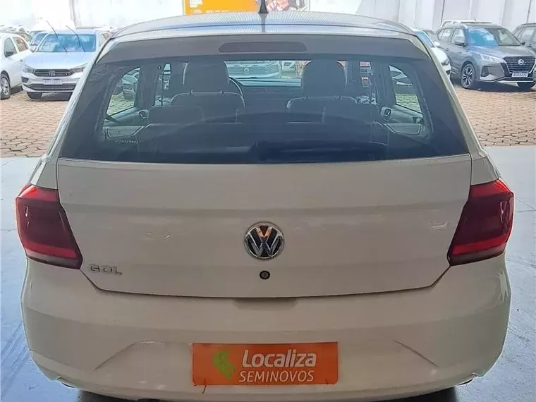 Volkswagen Gol Branco 6