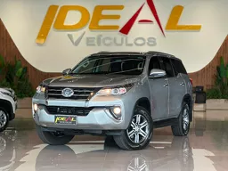 Toyota Hilux SW4