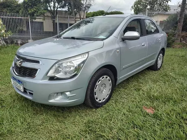 Chevrolet Cobalt Prata 1