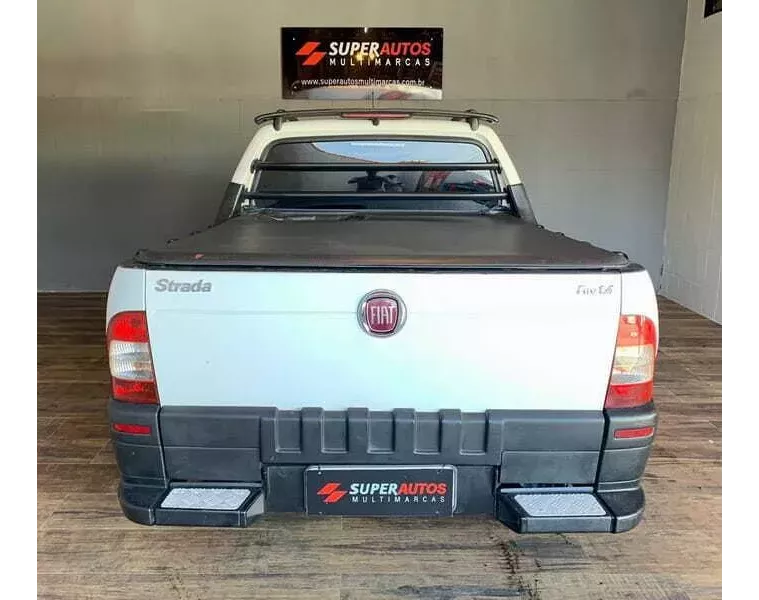 Fiat Strada Branco 6