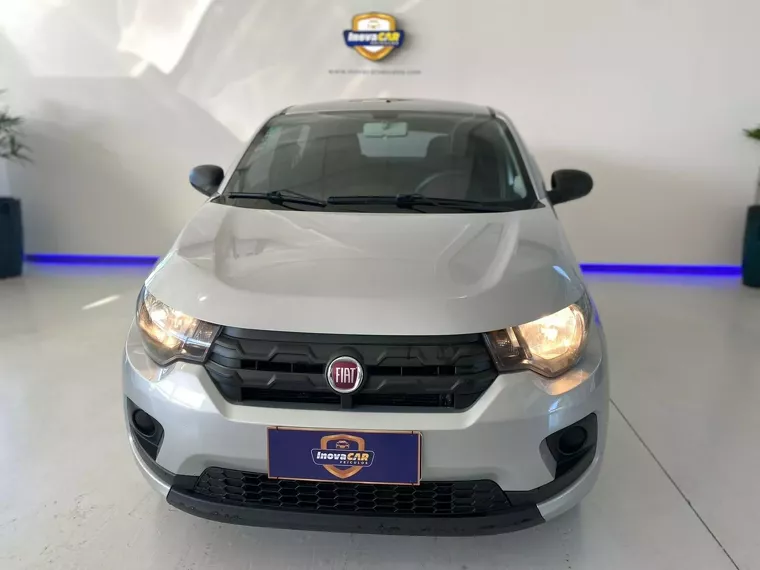 Fiat Mobi Prata 10