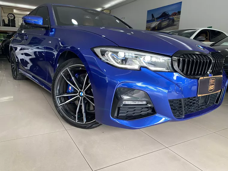 BMW 330e Azul 10