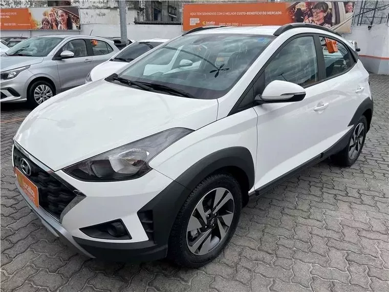 Hyundai HB20X Branco 6