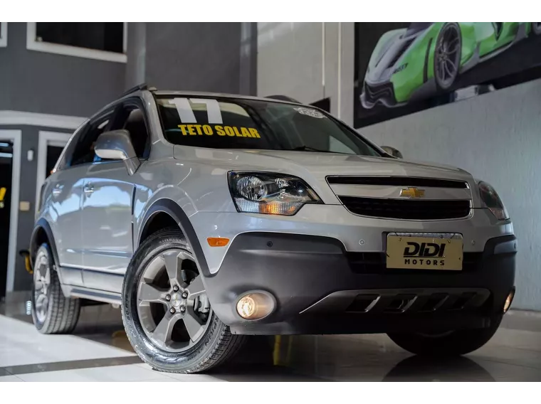 Chevrolet Captiva Prata 1