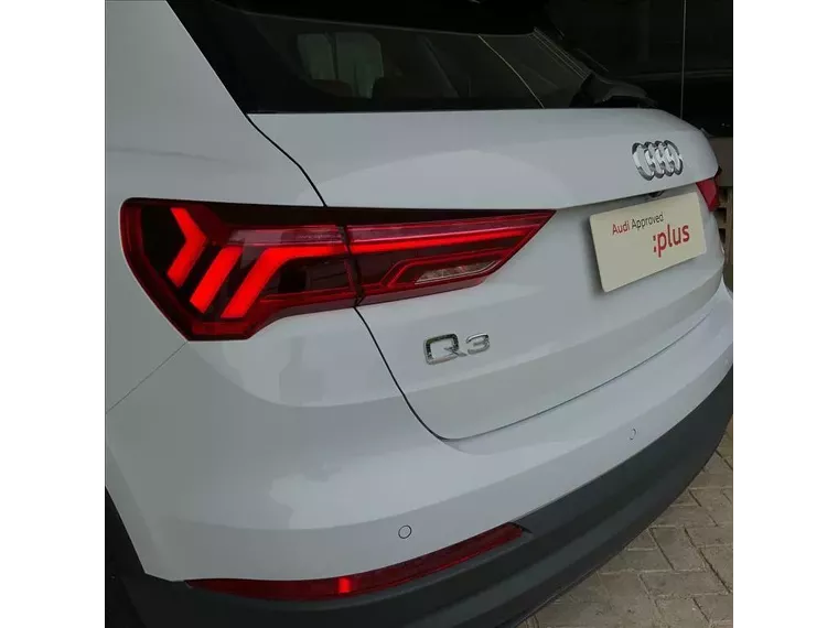 Audi Q3 Branco 17