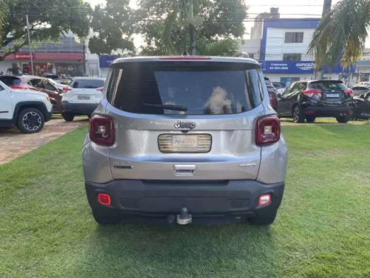 Jeep Renegade Prata 4