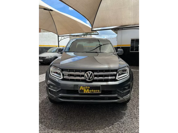 Volkswagen Amarok Cinza 11