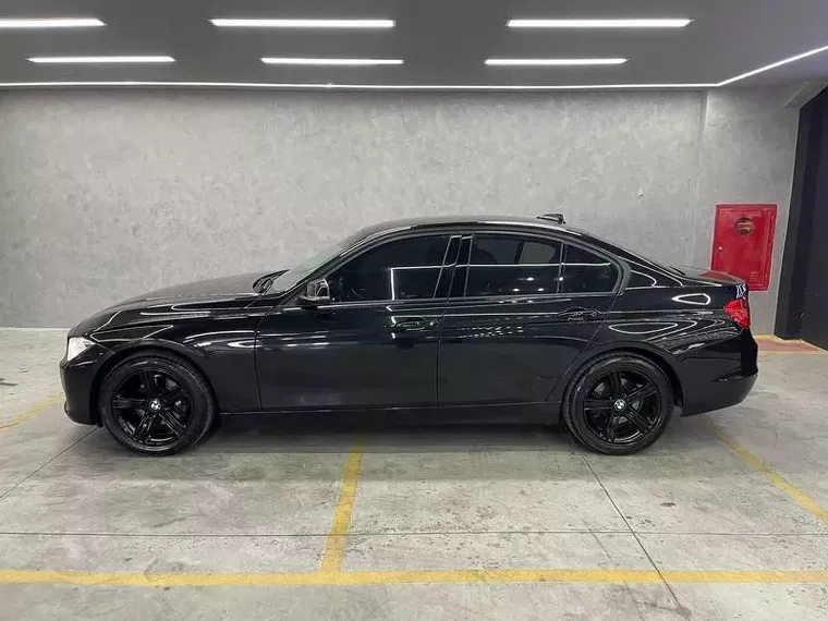 BMW 320i Preto 2