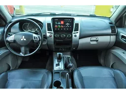 Mitsubishi Pajero Dakar