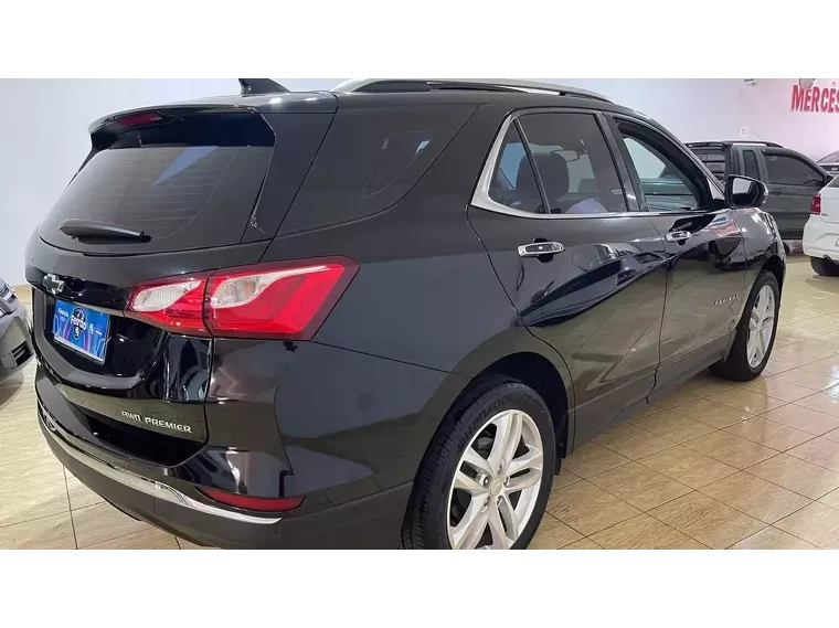 Chevrolet Equinox Preto 14