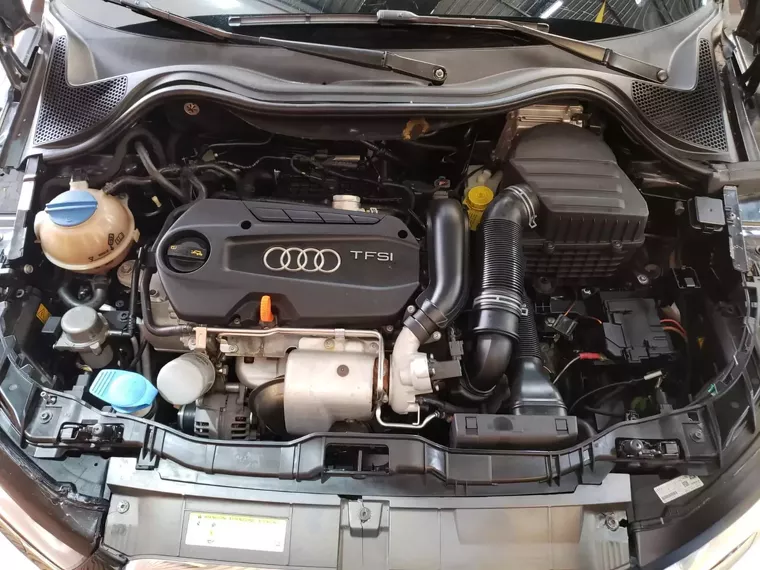 Audi A1 Preto 13