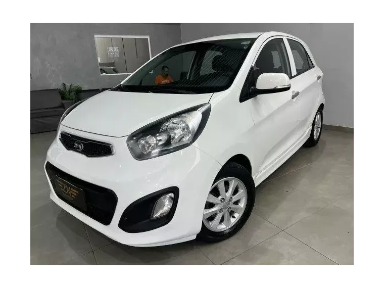 KIA Picanto Branco 1